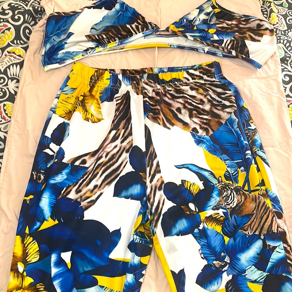 Feather print 2 piece set
